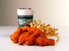 Wing-Stop conquista a los amantes de los deportes