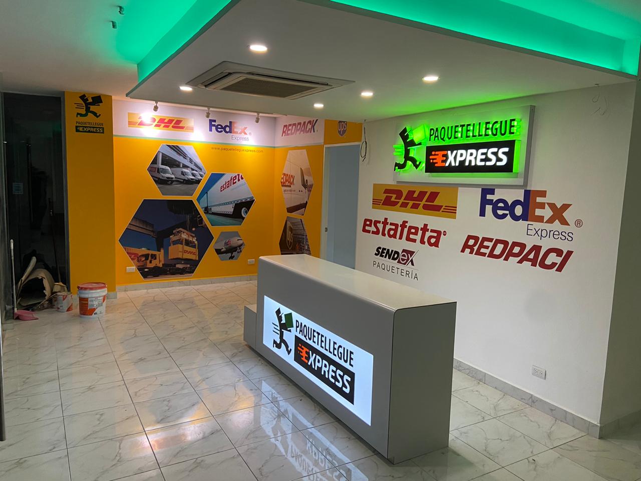 Jose Luis Calderón invita a su programa de televisión FYE al Brand Manager de la franquicia Mathnasium Alejandro Pérez Granados.